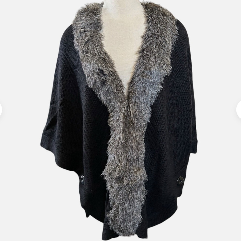 Coldwater Creek Black Sweater Open Poncho Cardigan Gray Faux Fur Trim